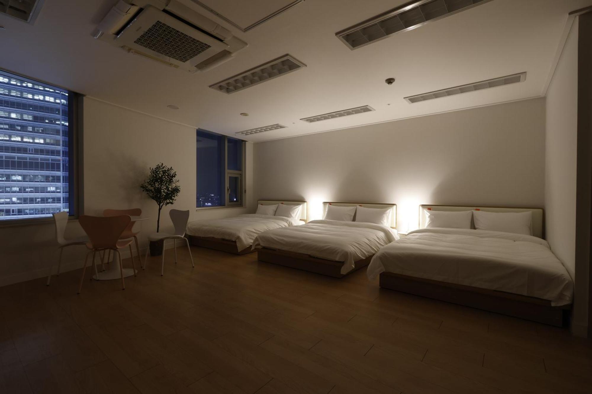 "Grand Opened" Maxtyle Guesthouse Dongdaemun Сеул Екстер'єр фото