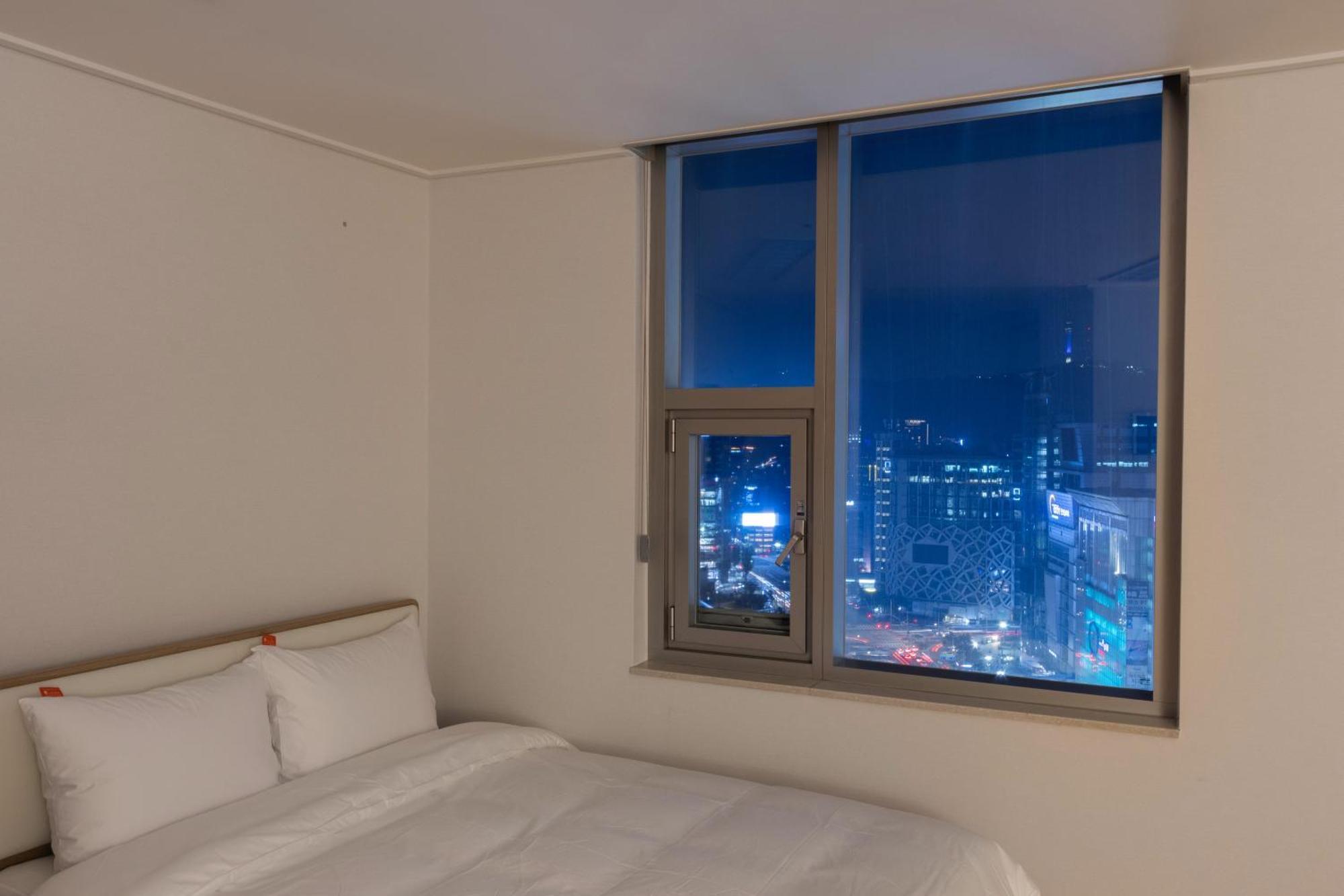 "Grand Opened" Maxtyle Guesthouse Dongdaemun Сеул Екстер'єр фото
