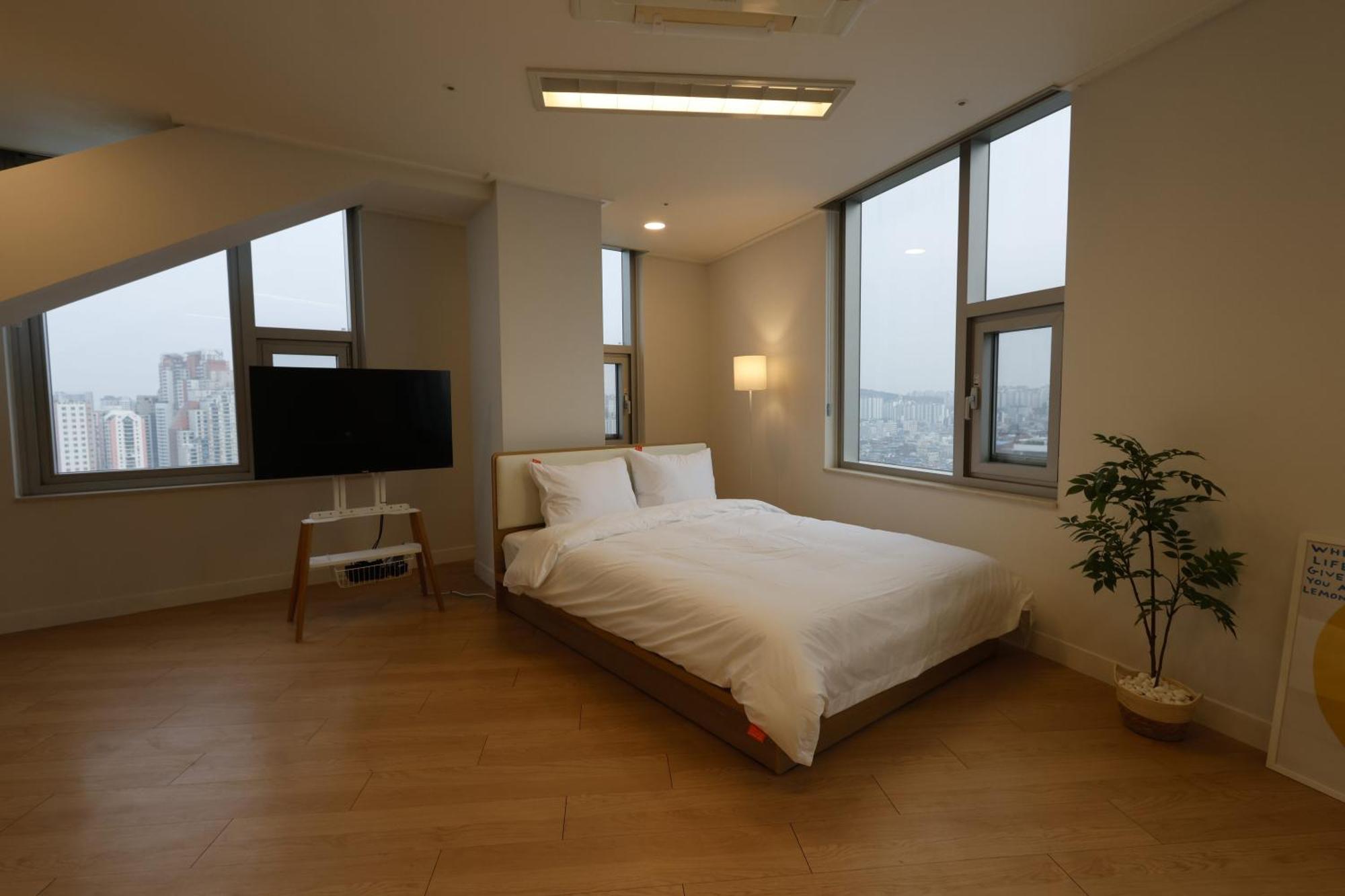 "Grand Opened" Maxtyle Guesthouse Dongdaemun Сеул Екстер'єр фото