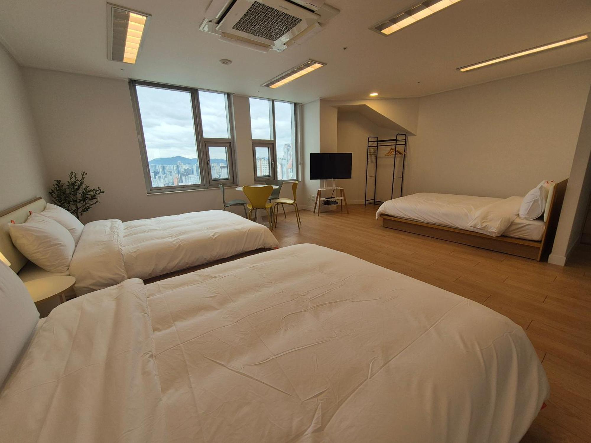 "Grand Opened" Maxtyle Guesthouse Dongdaemun Сеул Екстер'єр фото