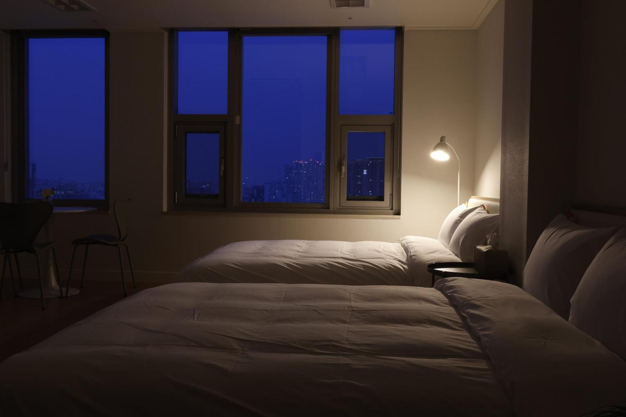 "Grand Opened" Maxtyle Guesthouse Dongdaemun Сеул Екстер'єр фото