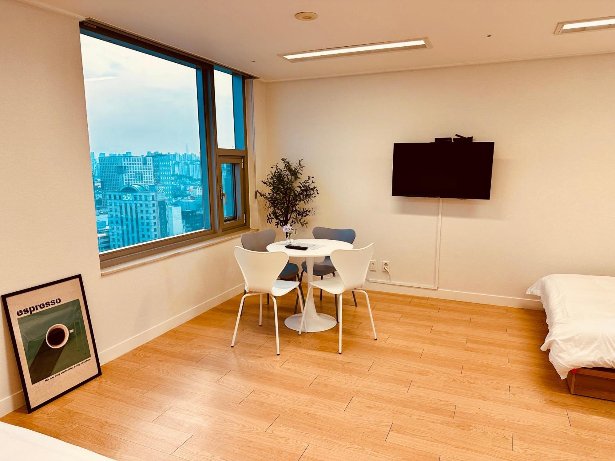 "Grand Opened" Maxtyle Guesthouse Dongdaemun Сеул Екстер'єр фото